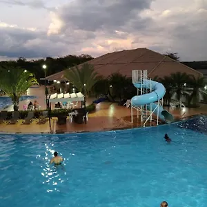 https://b101-ap-naltico-enseada-com-churrasqueira-e-cozinha.caldasnovashotels.com